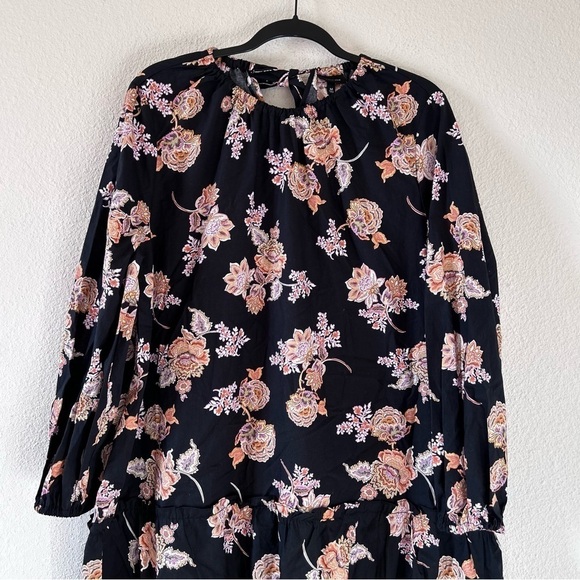 WHO WHAT WEAR Women Maxi Dress Medium Floral High Neck Bell Sleeve Frill Tiered - Picture 3 of 13